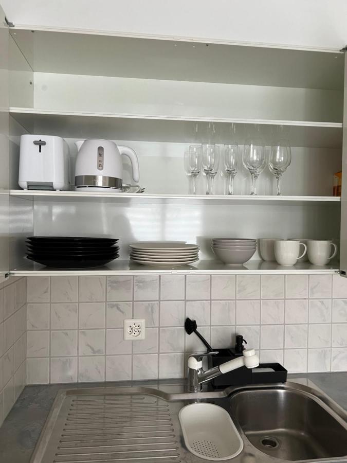 Black&White Apartment Uzwil エクステリア 写真