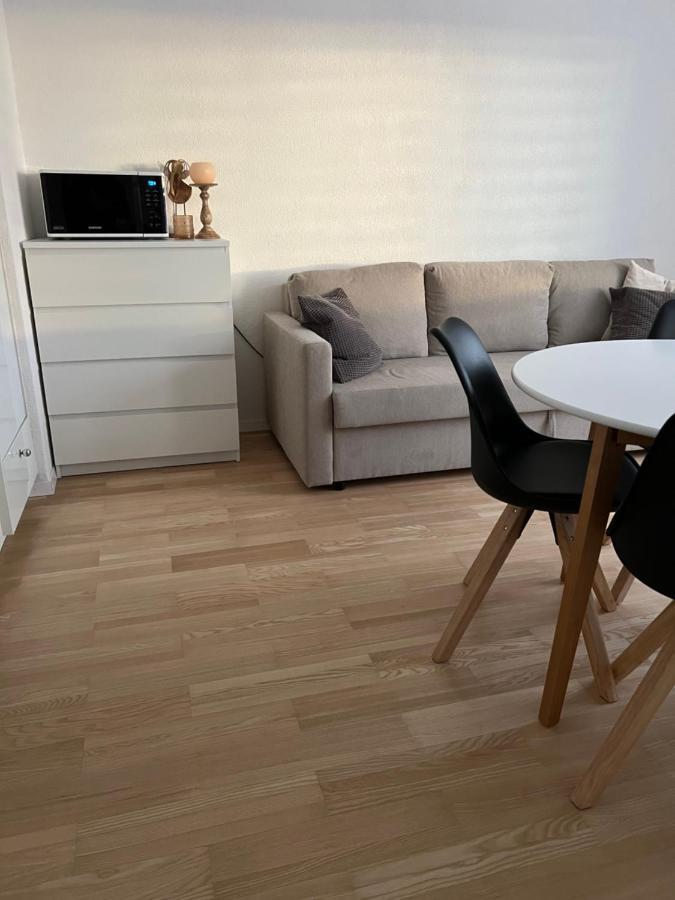 Black&White Apartment Uzwil エクステリア 写真